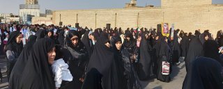 حضور اساتید و طلاب در تجمع مردمی در حمایت از کودکان مظلوم غزه